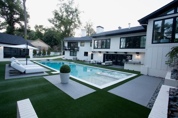 360 Custom Pools