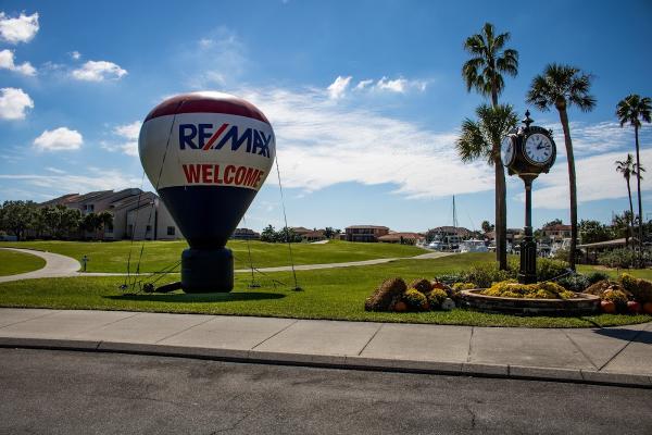Re/Max Metro