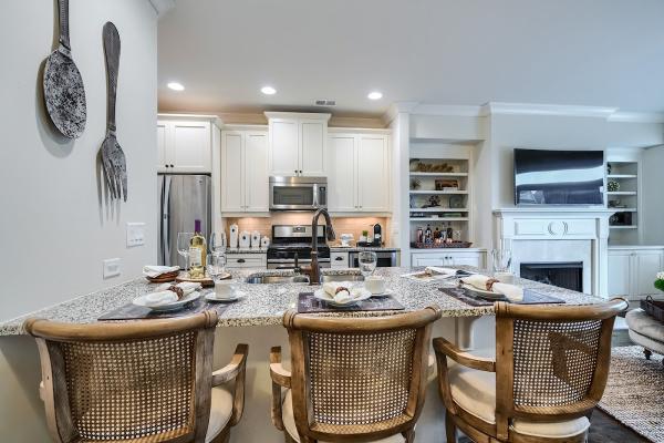 Decorate to Show
