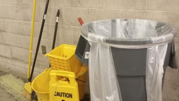 Pro-Cleaning Services LLC