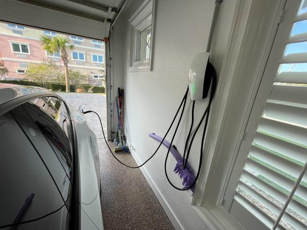 Mango Electric LLC