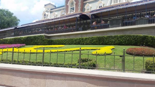 White Rose Landscaping