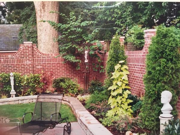Gregg's Gardens