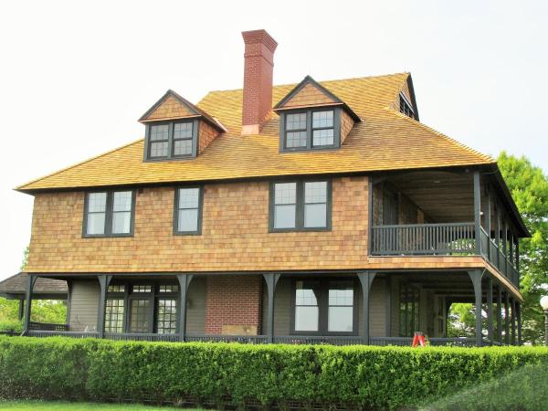Macri Roofing Inc