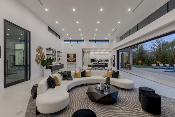 Stage the Space Home Staging