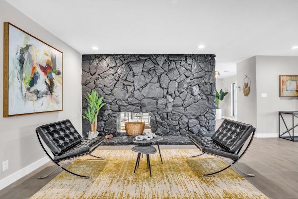 Stage the Space Home Staging