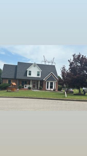 Flora Roofing LLC
