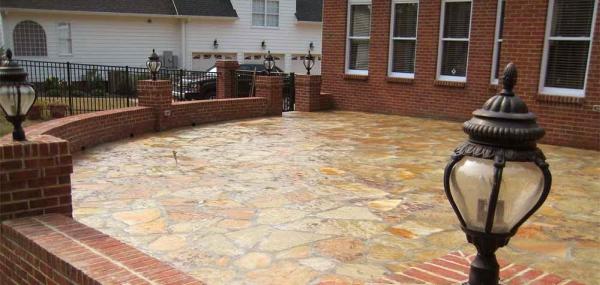 Custom Hardscapes LLC