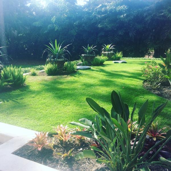 Naples Landscape & Garden Inc.