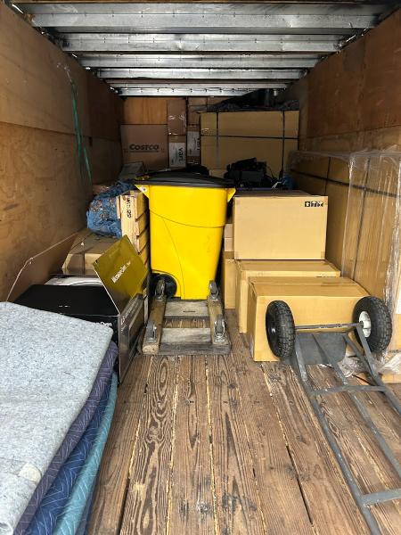 Dom's Moving & Hauling