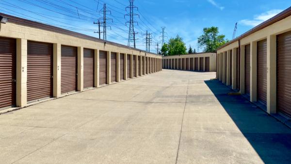 U-Stow-n-Lock Self Storage