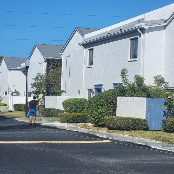 Semper Psi Pressure Washing & Gutter Cleaning