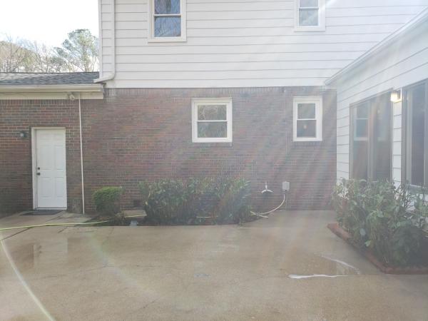Hampton Roads Powerwashing LLC