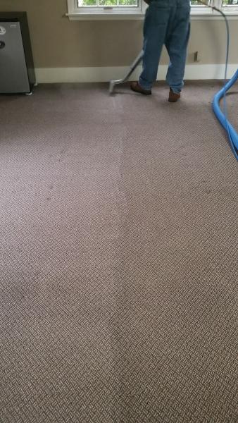 Advance Cleaning Co Inc