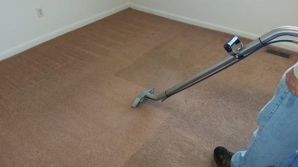 Advance Cleaning Co Inc