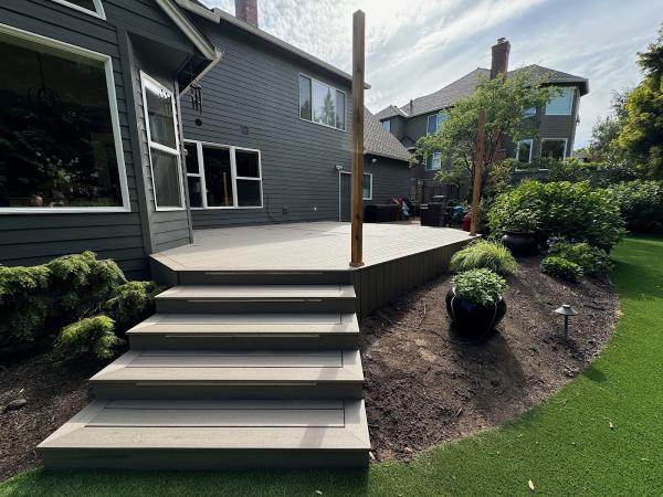 Grand Decks