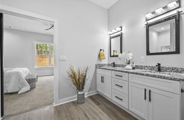 Elite Kitchens LLC