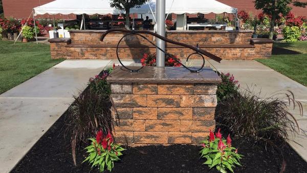 Dom's Landscaping and Hardscaping LLC
