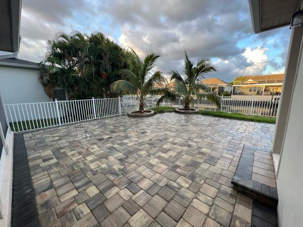 V&M Paverscape LLC