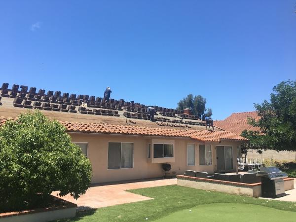 RT Roofing Specialist