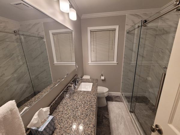 J & M Tile