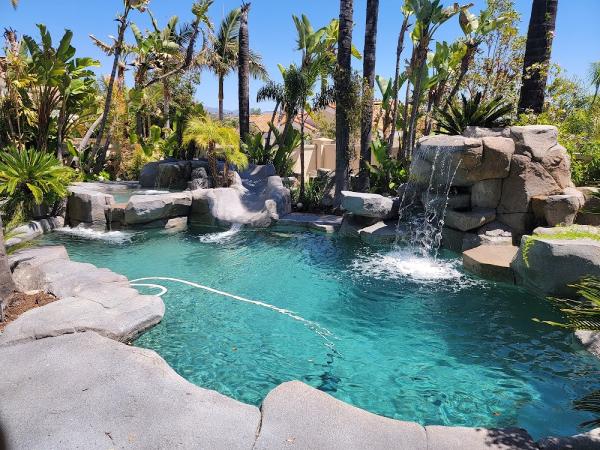 Ponce Construction Pools & Landscaping