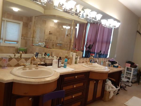 Yanivet's Cleaning Service LLC