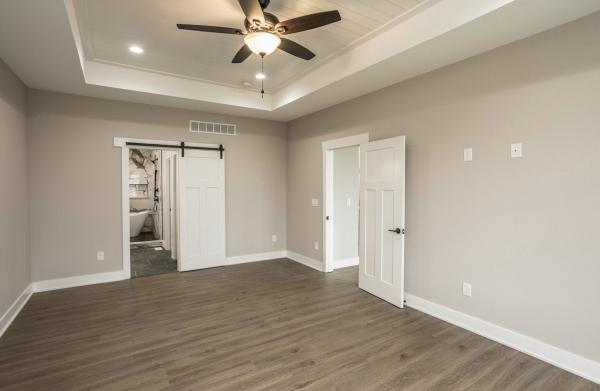 UNA Homes LLC