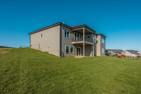 UNA Homes LLC