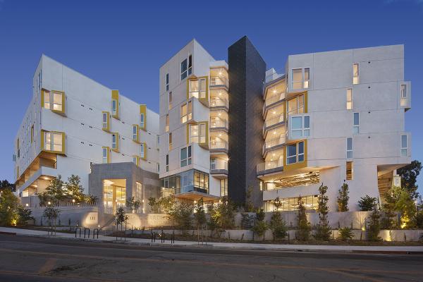 Lahmon Architects