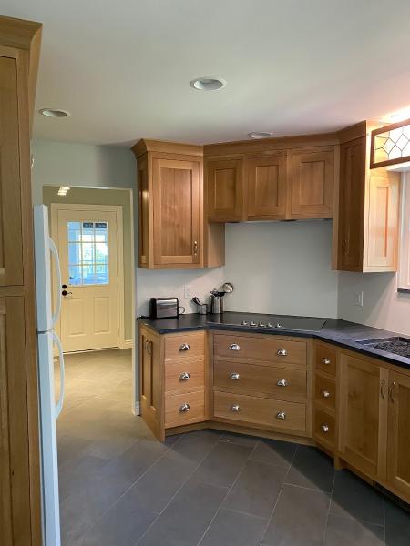 Robertson Cabinets Inc.