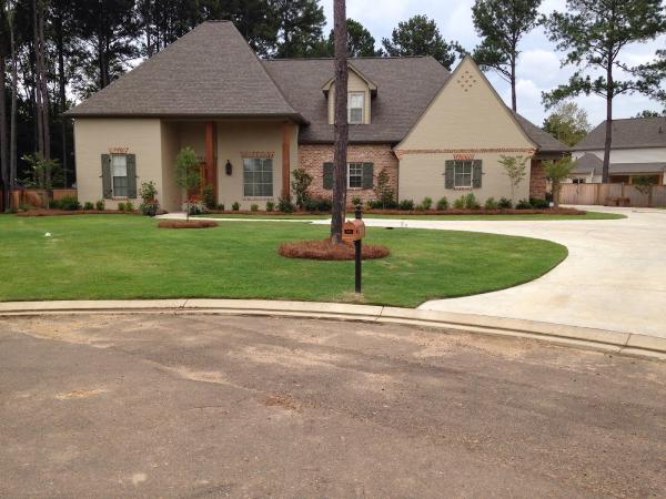Holland Lawns LLC