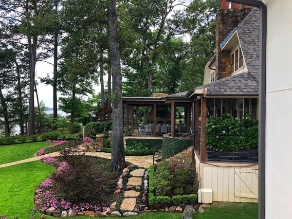 New Orleans Gardens Landscaping