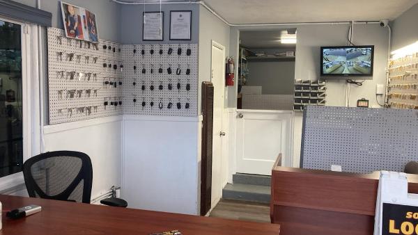 South Central Lock Smith & Camera Service