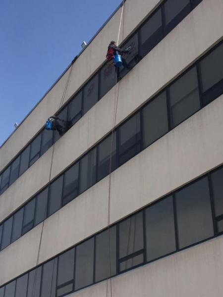 City High Rise Window Cleaning