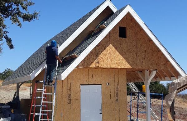 Al's Roofing