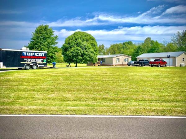 Top Cut Lawn Service