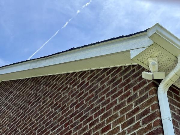 Critical Clean Pressure Washing