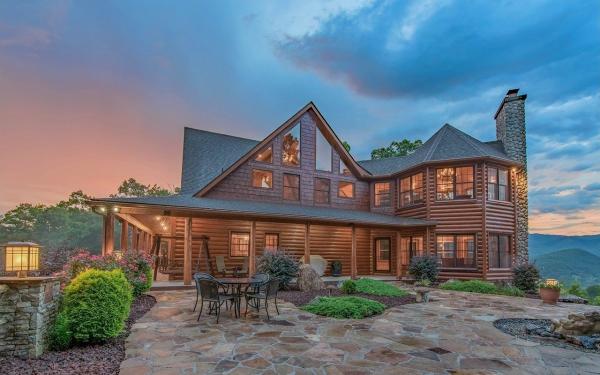 Maiden Rock Custom Homes