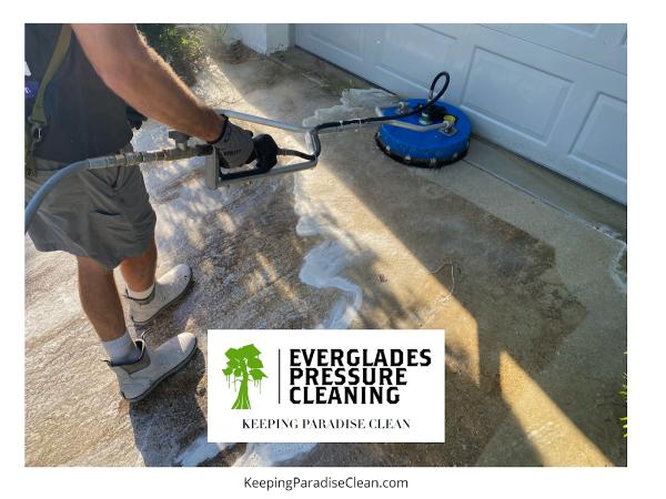 Everglades Pressure Cleaning