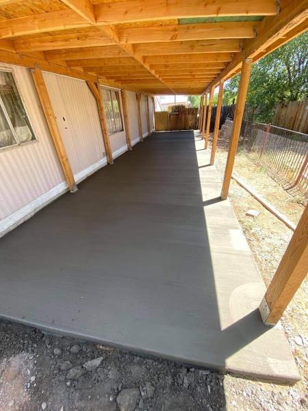 Platinum Concrete Works LLC