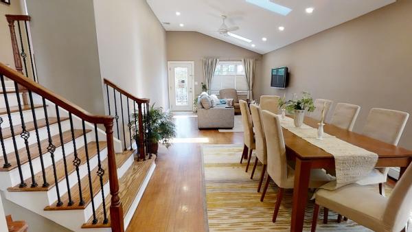 Re/Max Lifetime Realtors