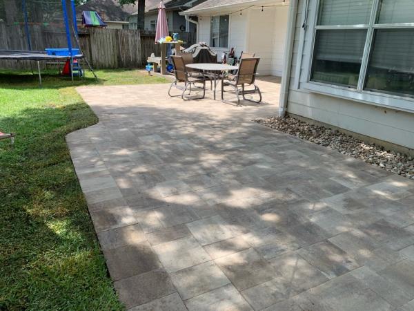 Riverside Lawn & Landscaping
