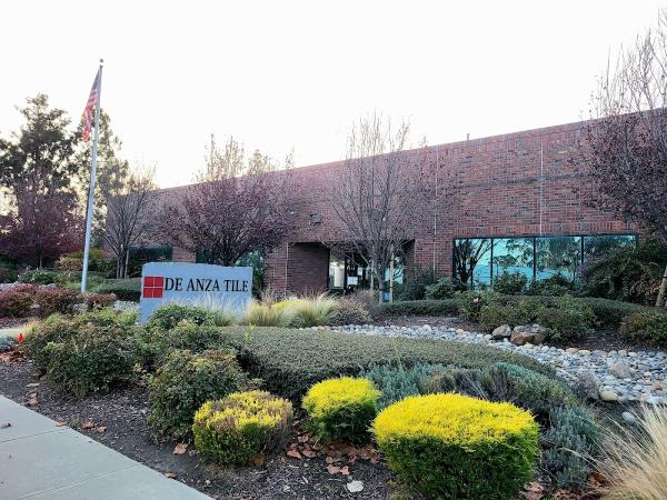 De Anza Tile