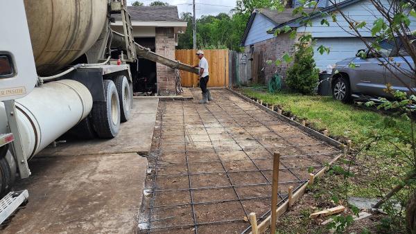 Payta's Concrete & Construction