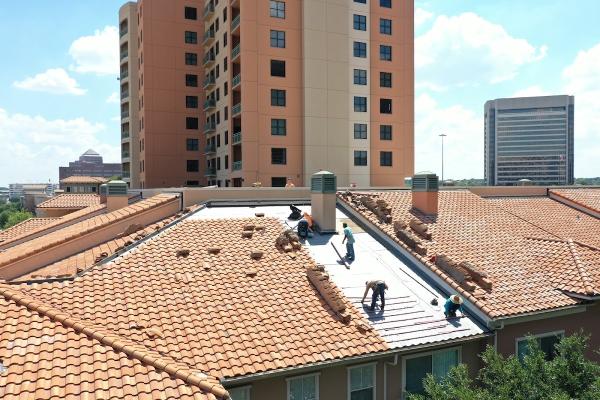 Peak Roofing and Construction