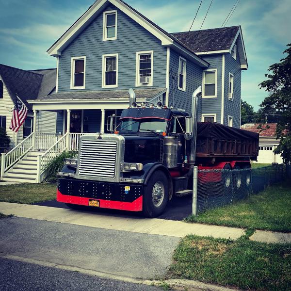 Erikk's Hauling