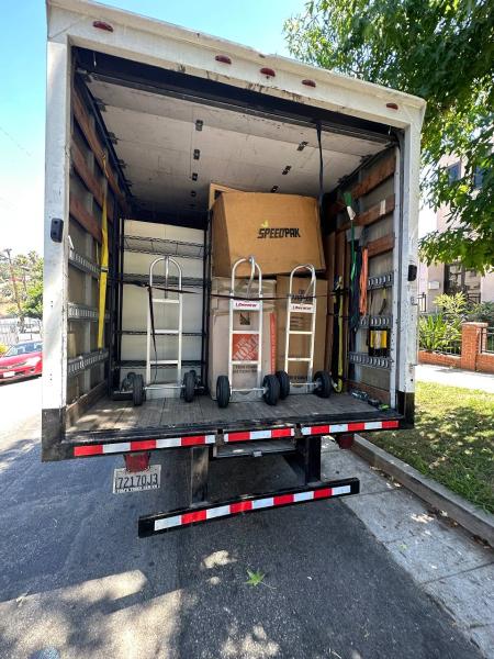 Comfy Moving and Delivery LLC