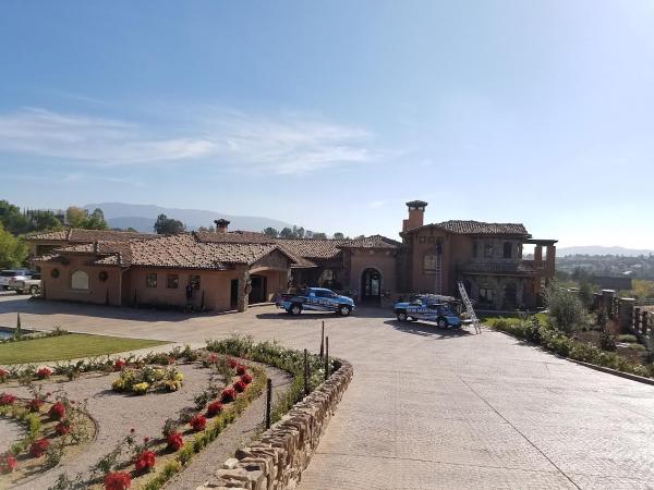Blue Diamond Window Cleaning & Pressure Washing
