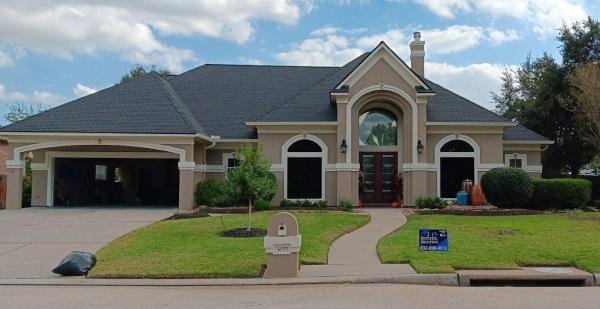 Seychel Roofing & Construction
